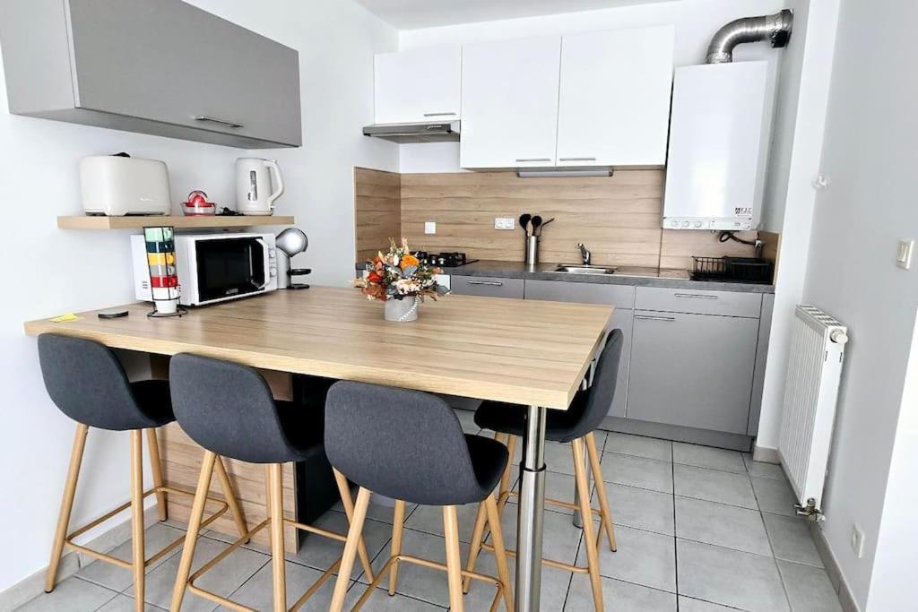 Appartamento Le Jeremy Avec Parking Souterrain Thonon-les-Bains Esterno foto